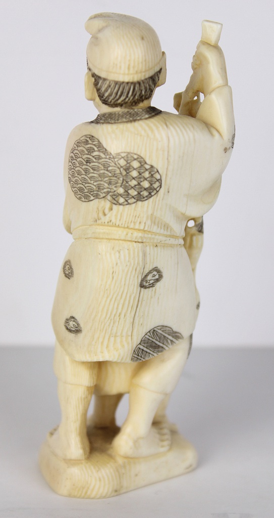 Ivory-sculptures-dramblio-kaulo-skulpturos-5.JPG
