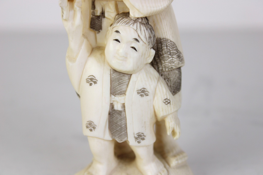 Ivory-sculptures-dramblio-kaulo-skulpturos-12.JPG
