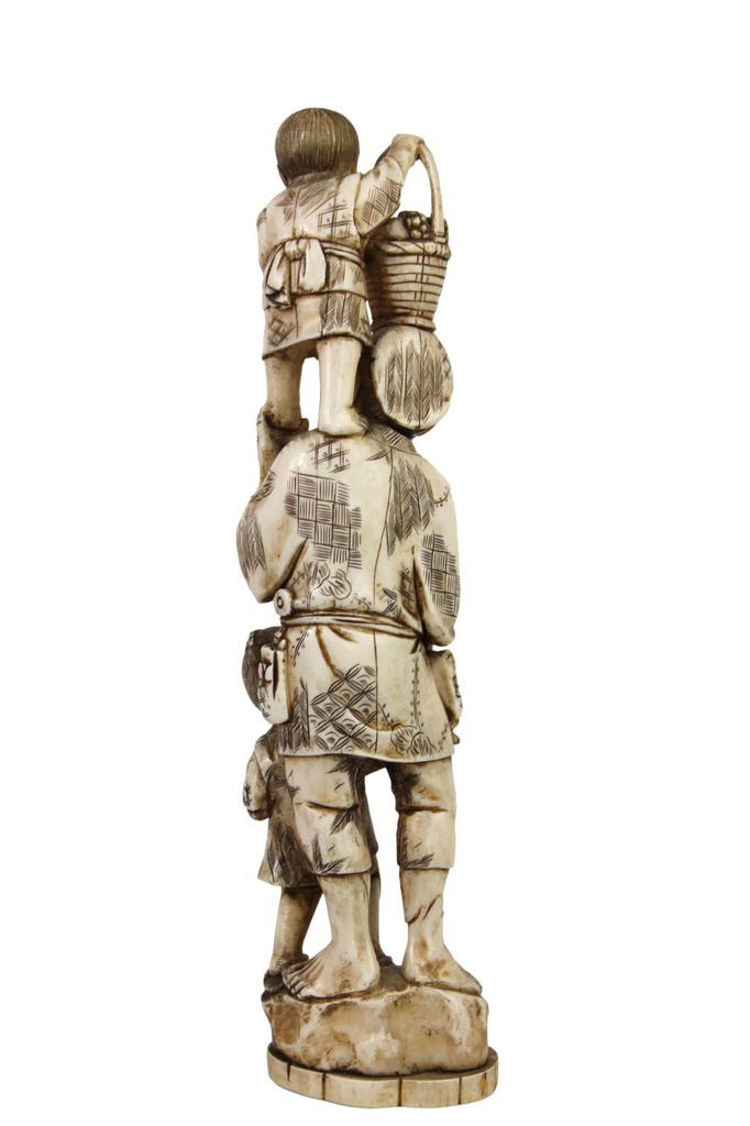 Japanese-Bone -Okimono -Sculpture-kauline-skulptura-japoniska-4.jpeg