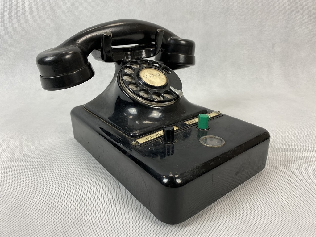 AR0398 telefonas (3).JPEG