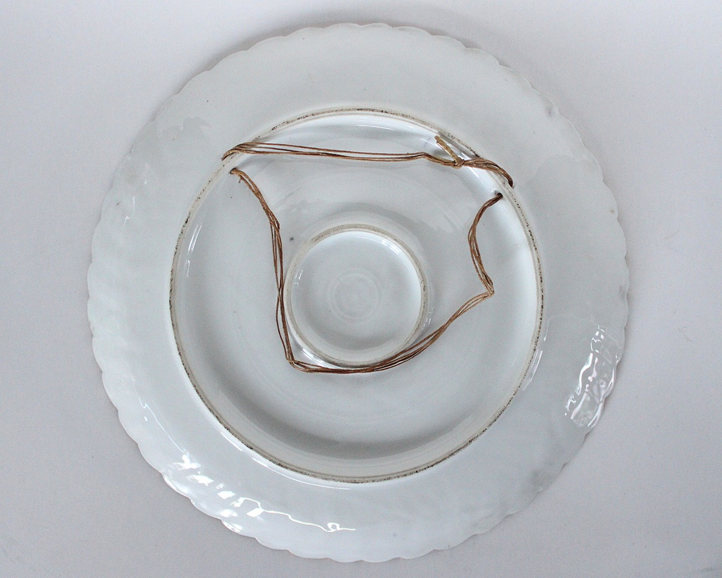 Centerpiece-porcelain-plate-porcelianine-lekste.jpg