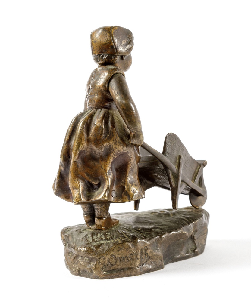 Bronze-sculpture-girl-bronzine-skulptura-3.JPG
