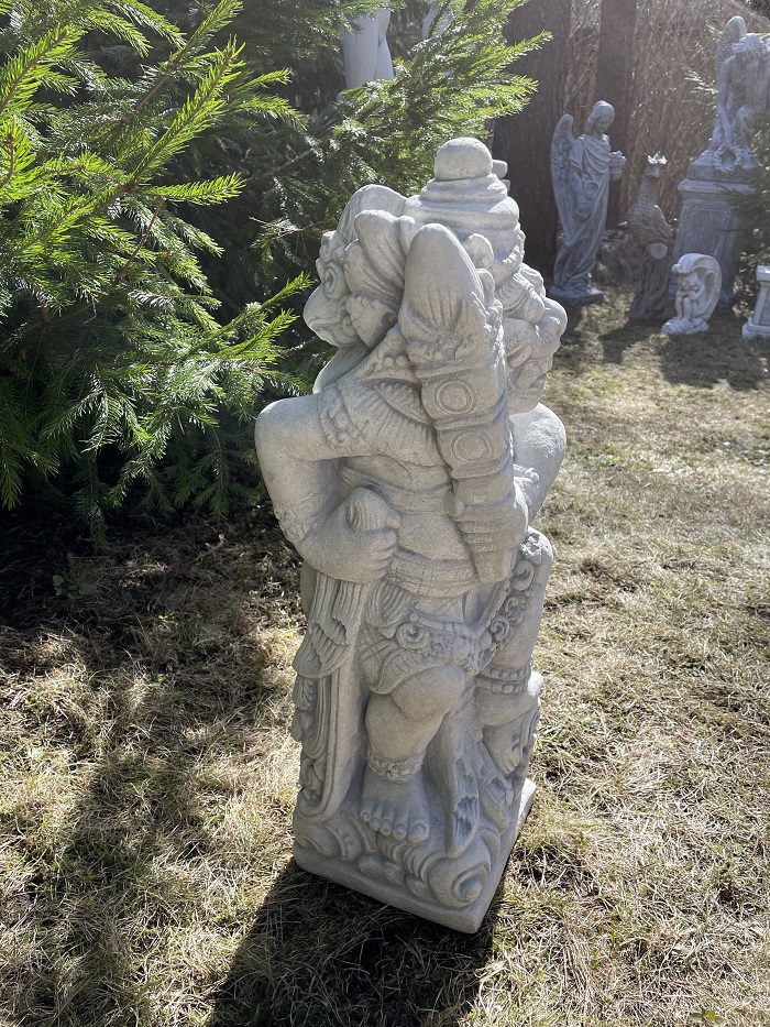 Skulptuur aeda.JPG