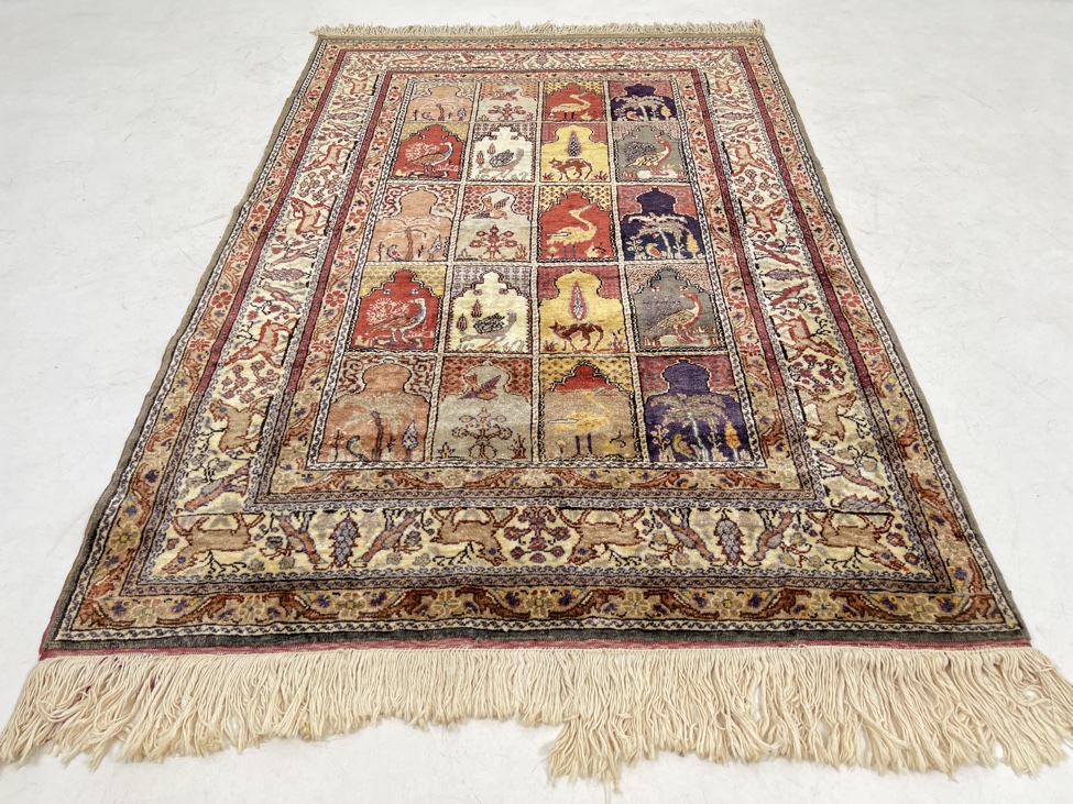 HC2827 kilimas 3.jpg