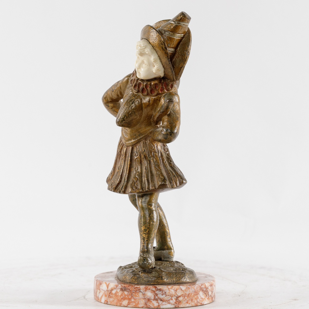 Chryselephantine -sculpture-girl-skulptura-5.JPG