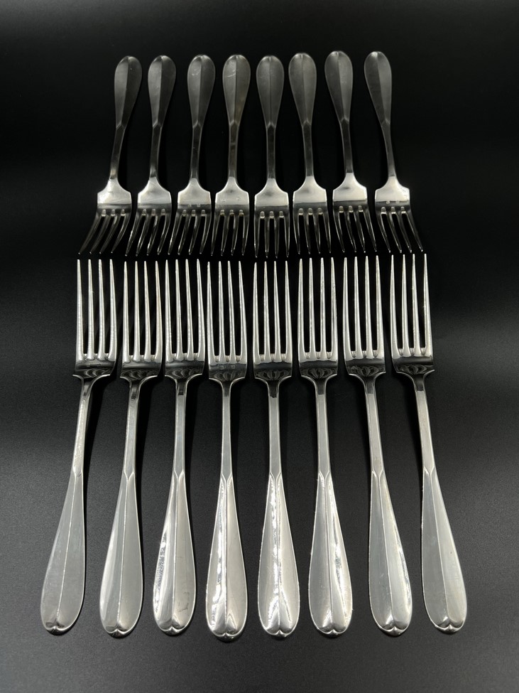 Silver Cutlery Set