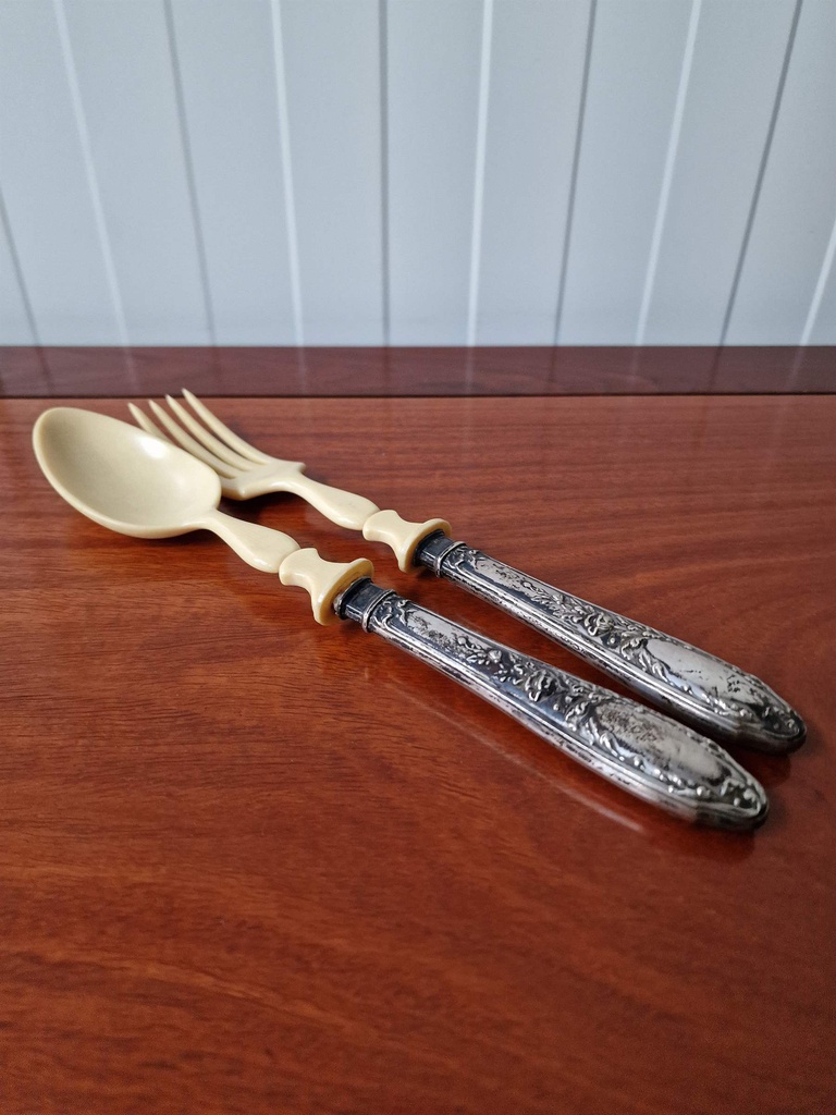 Silver Cutlery Set