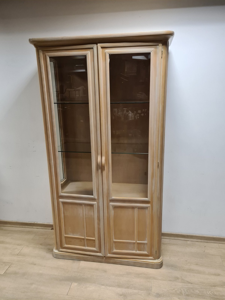 Showcase Cabinet