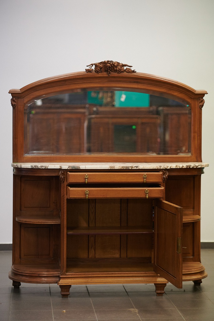 Sideboard Server with Mirror