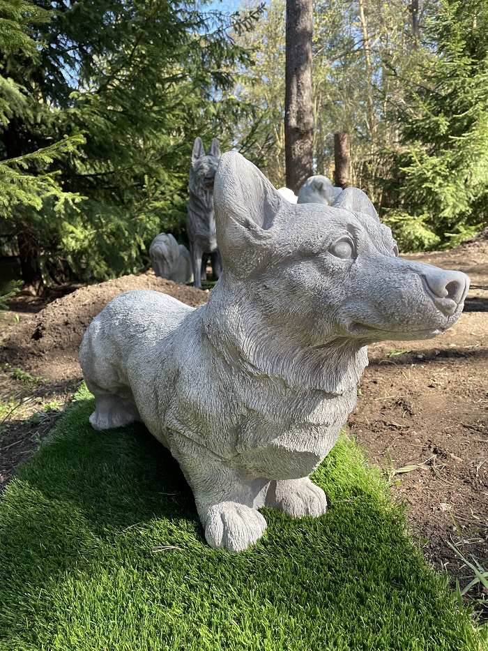 Garden sculpture