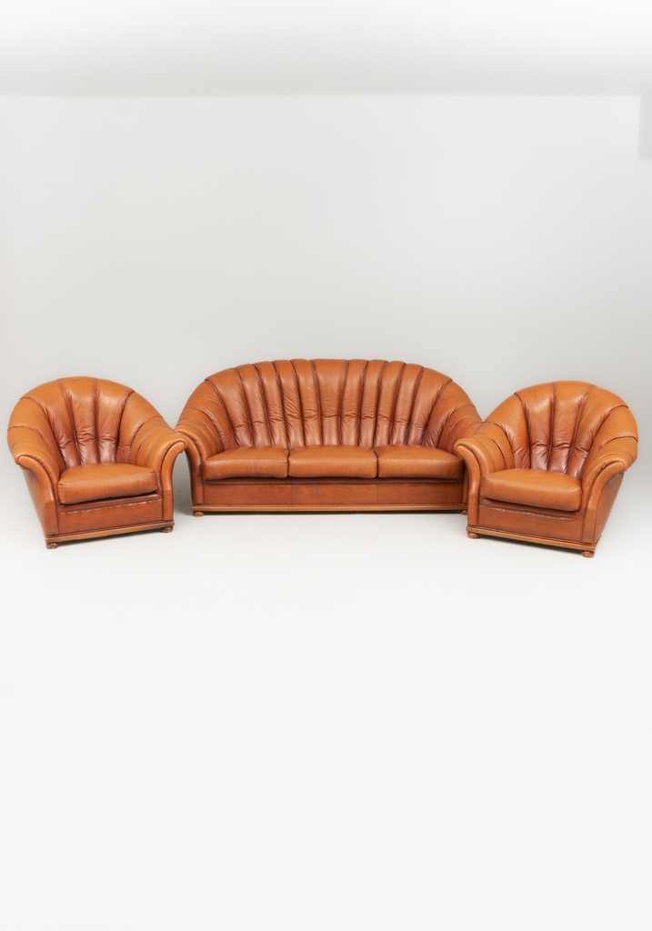 Sohva ja nojatuolit (2 kpl)