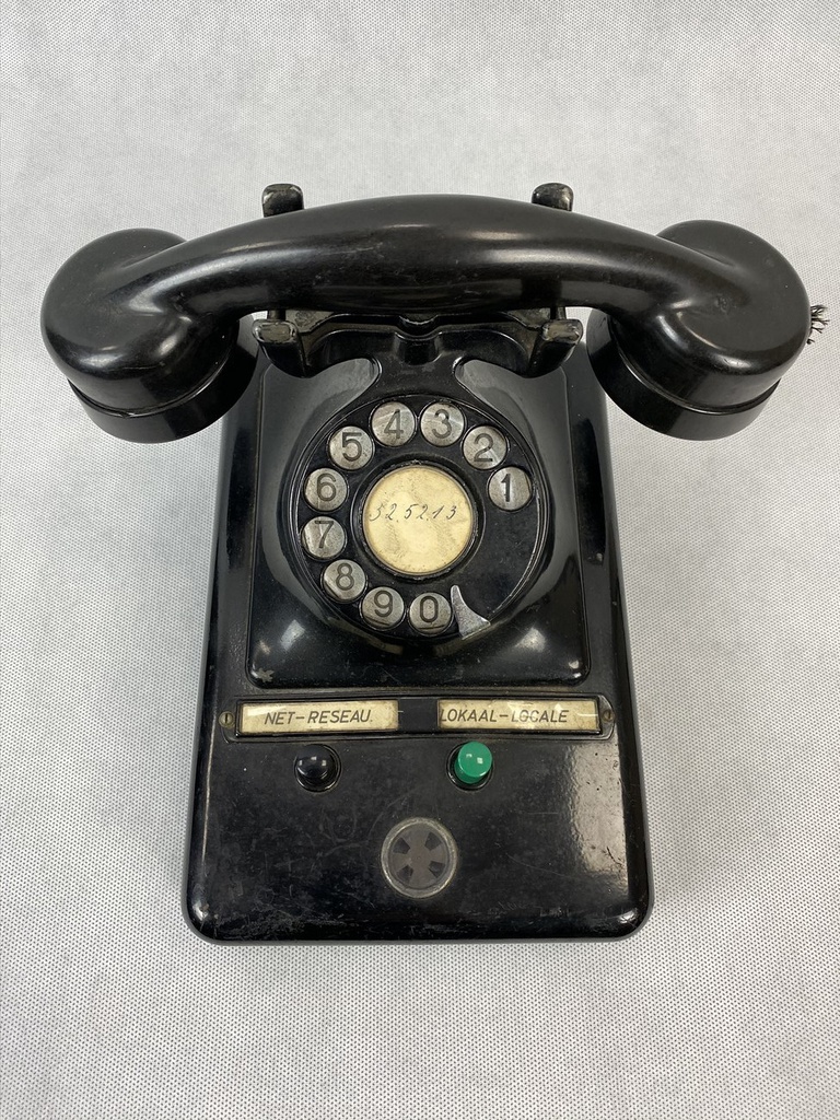 Telefon