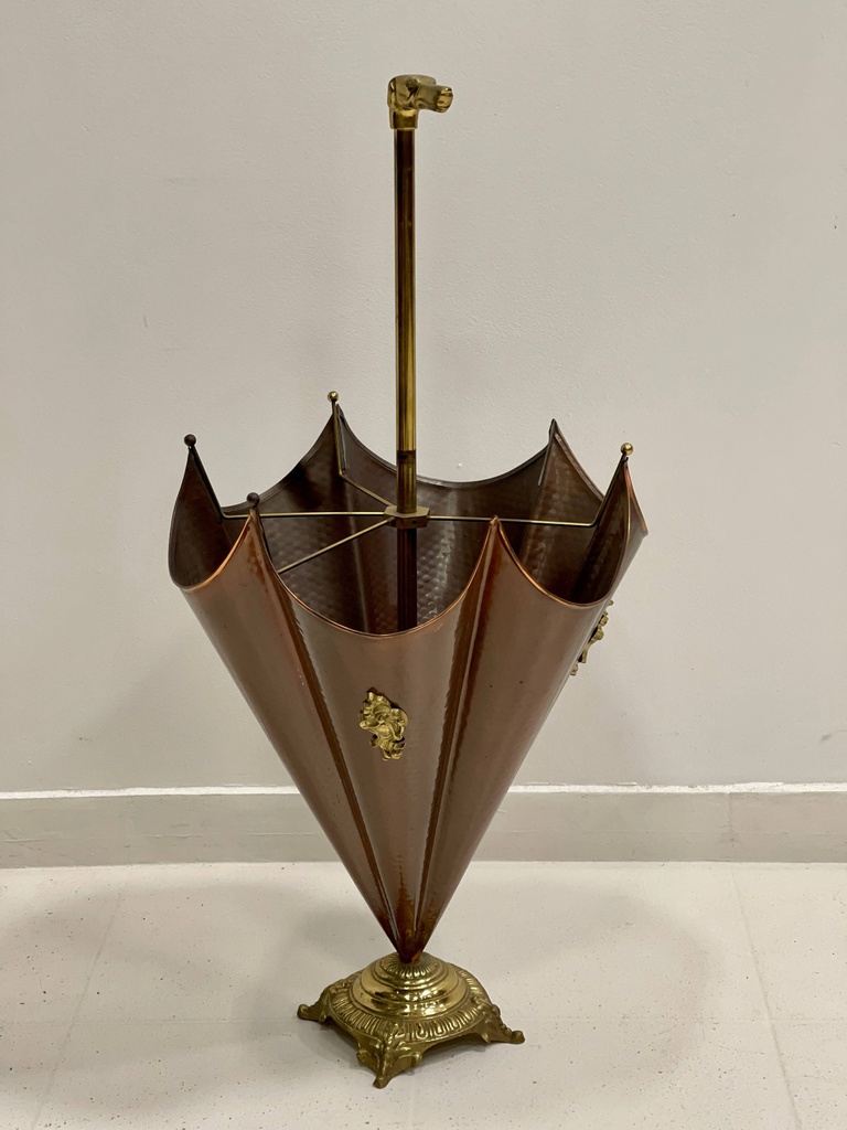 Sateenvarjoteline
