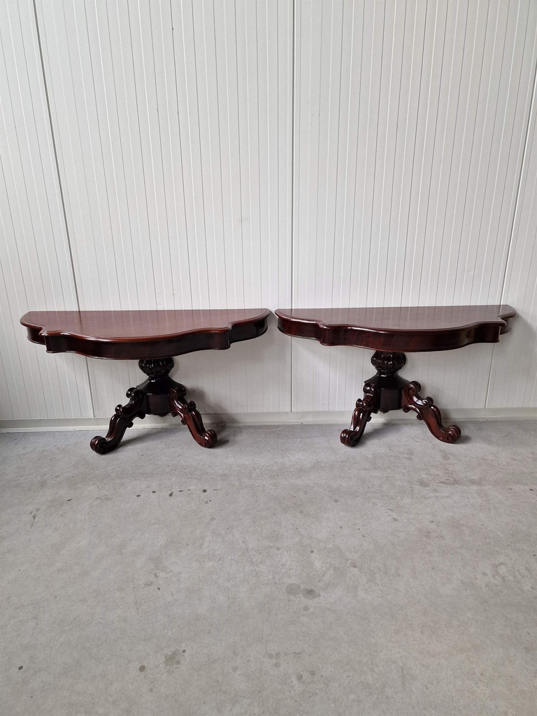 Console tables (2 pcs.)