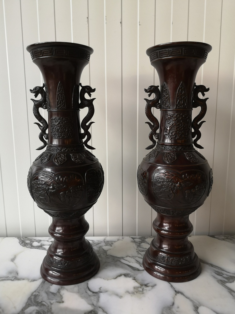 Vases (2 pcs)