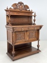 Serving cabinet